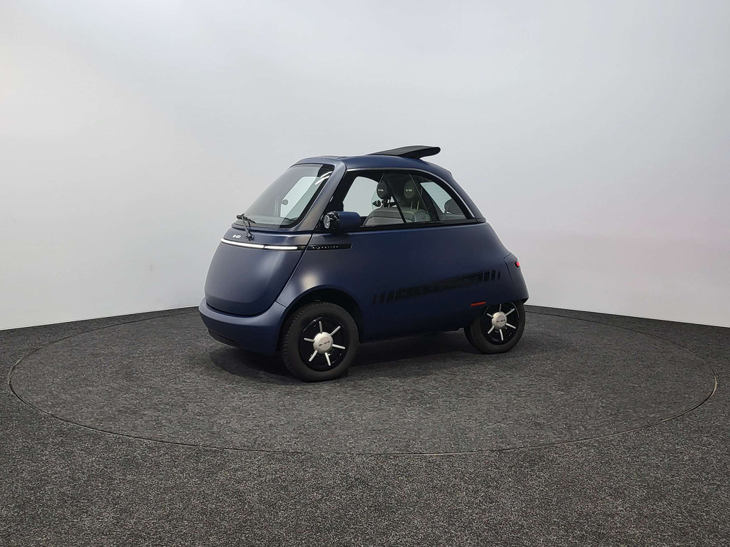 Micro Microlino B RIJBEWIJS | 10.5 kWh | BTW Wagen | 90km/h | 2026 | 16 km | Nieuw!! | Direct beschikbaar
