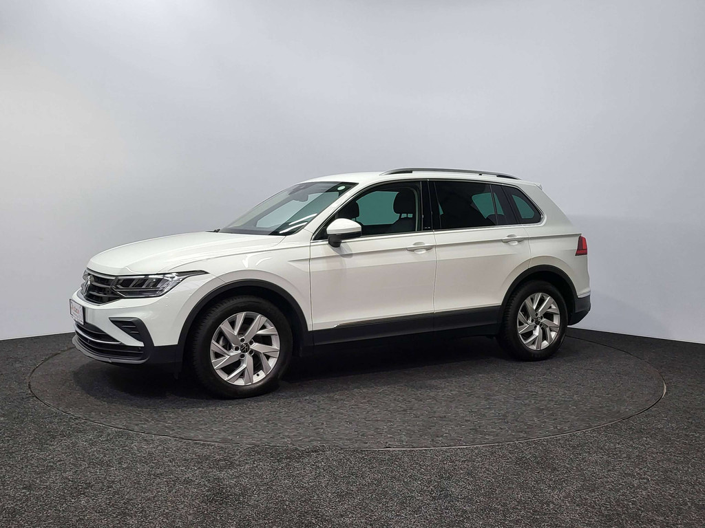 Volkswagen Tiguan Handgeschakeld | 2023 | 22.812km | Trekhaak | Perfecte staat | Direct beschikbaar